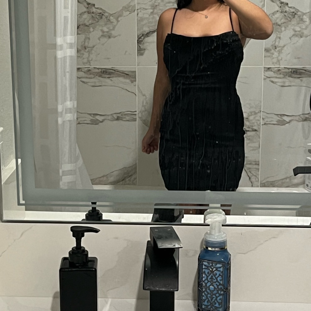 Small black Windsor mini dress